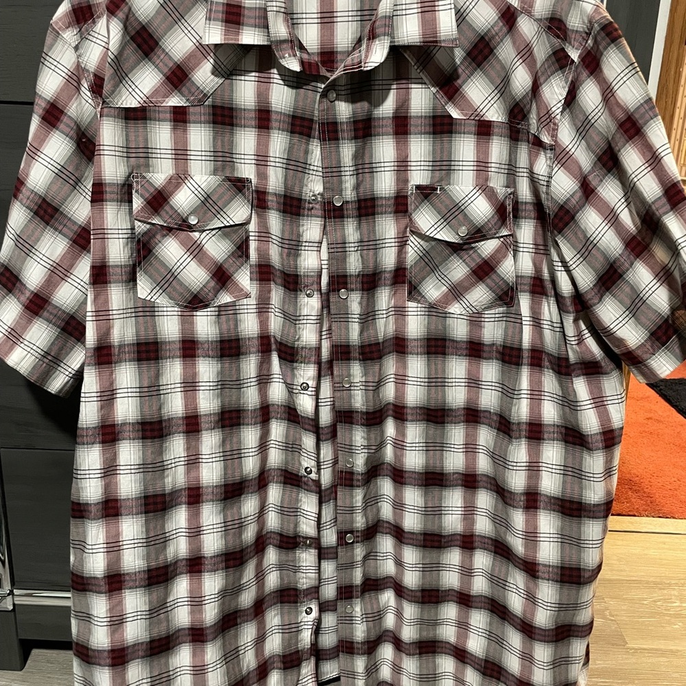 Men's Plaid Short Sleeve Shirt - Burgundy and White